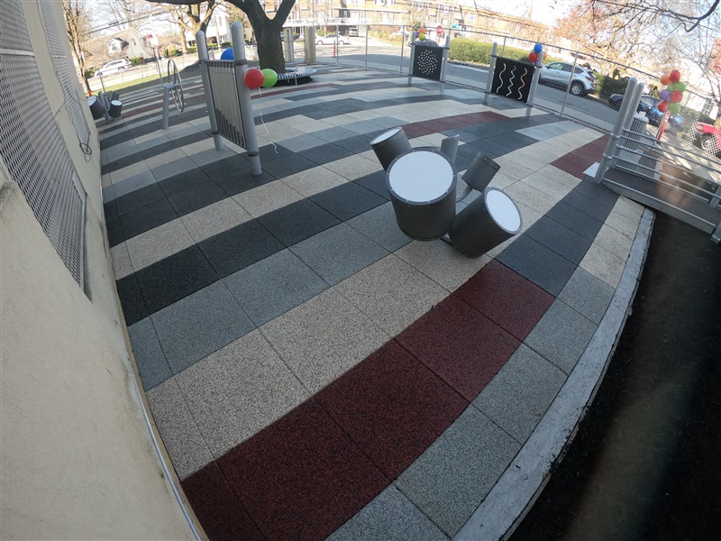 School Playground with TPV Blended Tiles preview 6